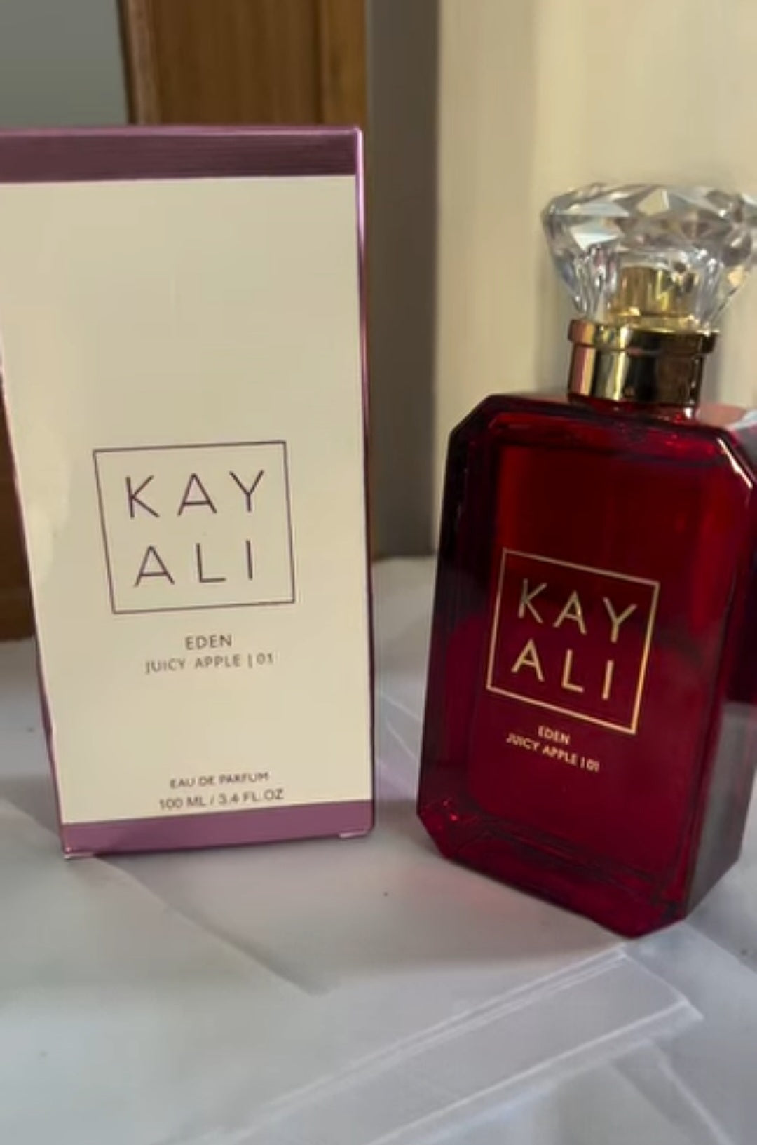Perfume Eden Juicy Apple | 01 Eau De Parfum Kayali Fragrances for women and men - Tester Original